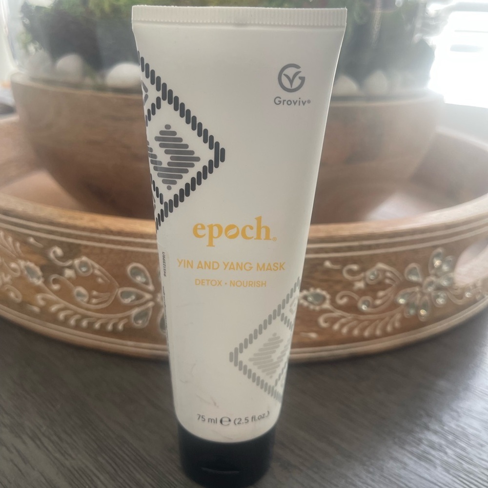 Epoch Yin and Yang Mask